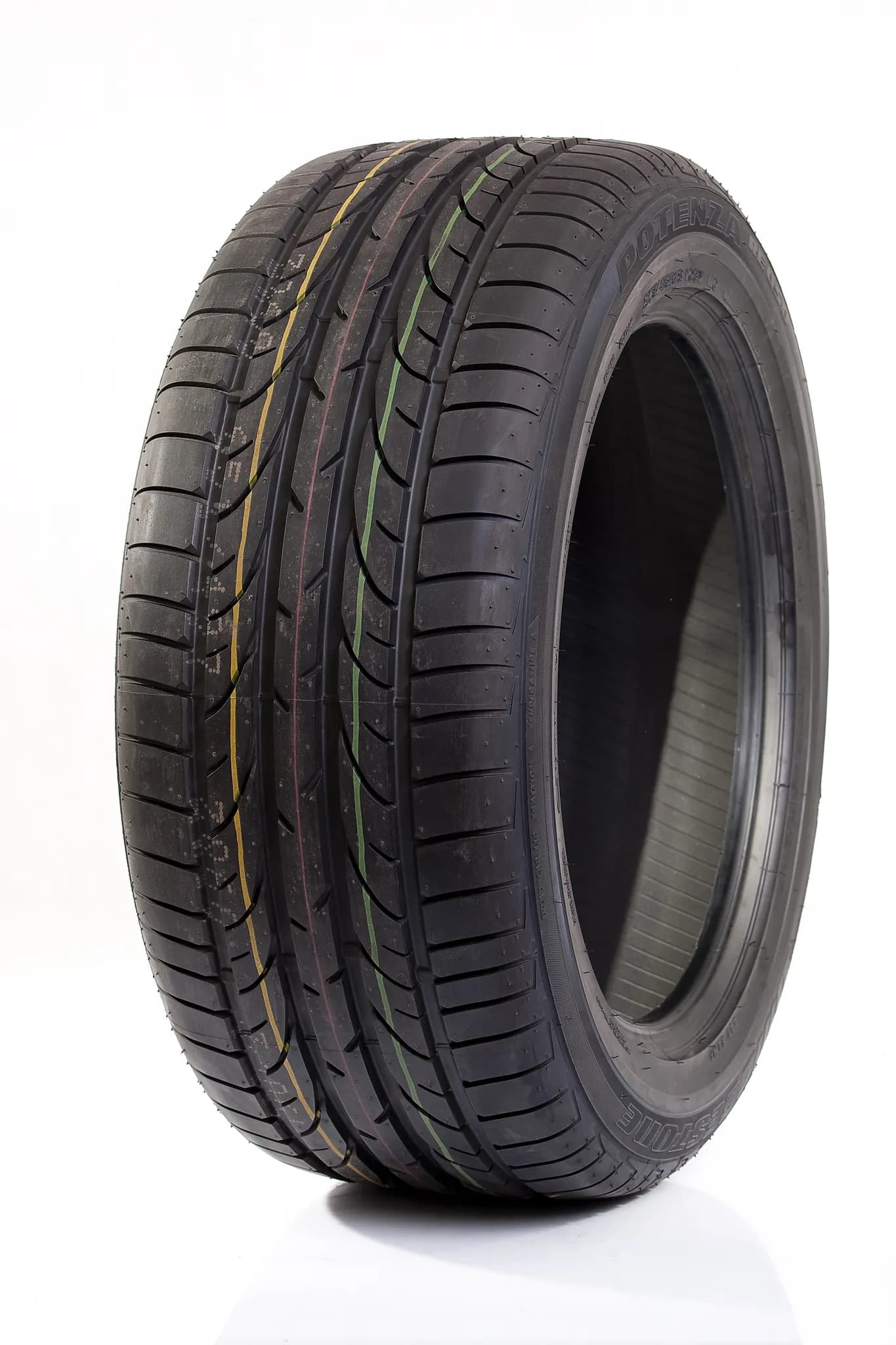 Bridgestone 255/40 ZR19 RE050 100Y XL MO