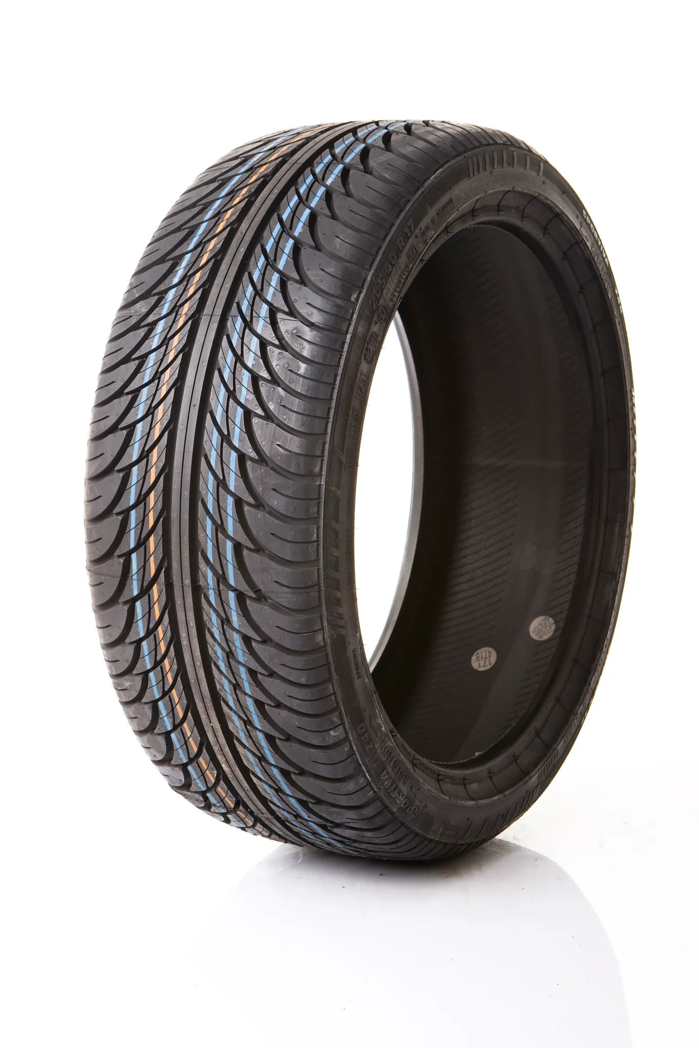 Sportiva 205/40 R17 Z40 84W XL FR DOT2010