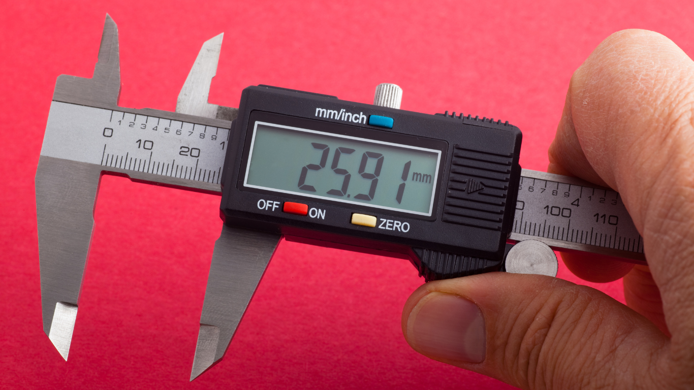 zdjecie auta na drodze