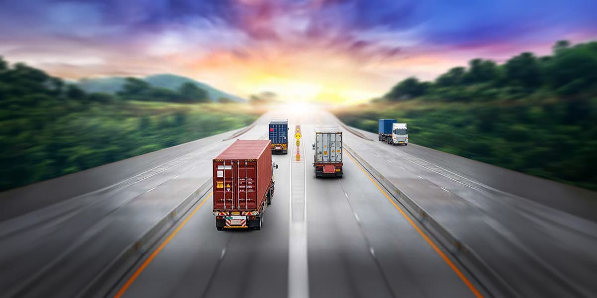 Ile kilometrów wytrzymują opony ciężarowe?