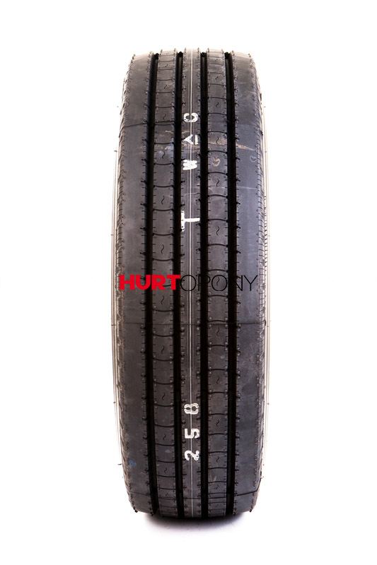 Falken 235/75R17.5 RI128 143/141J