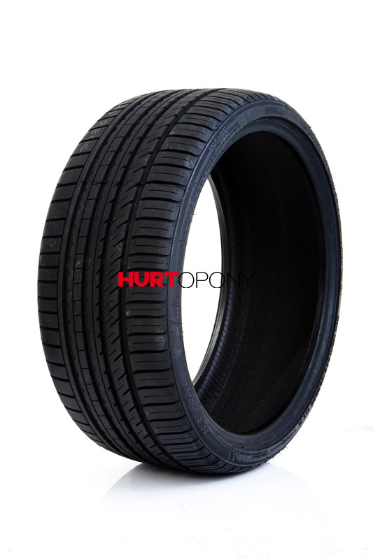 Kinforest 245/30 ZR20 KF550 95Y XL