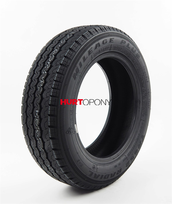 Triangle 205/70R15C TR652 106/104S